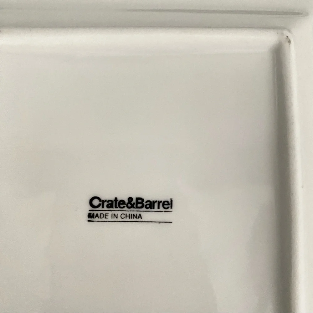 Crate & Barrel Set of 6 Small 6X6 White Appetizer Plates Modern Elegant Dining